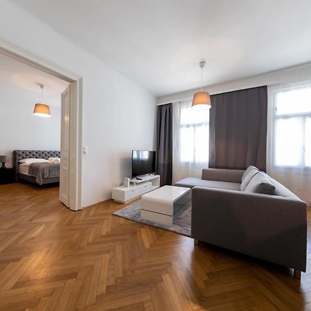 Vienna Dream Apartments City Center Екстер'єр фото