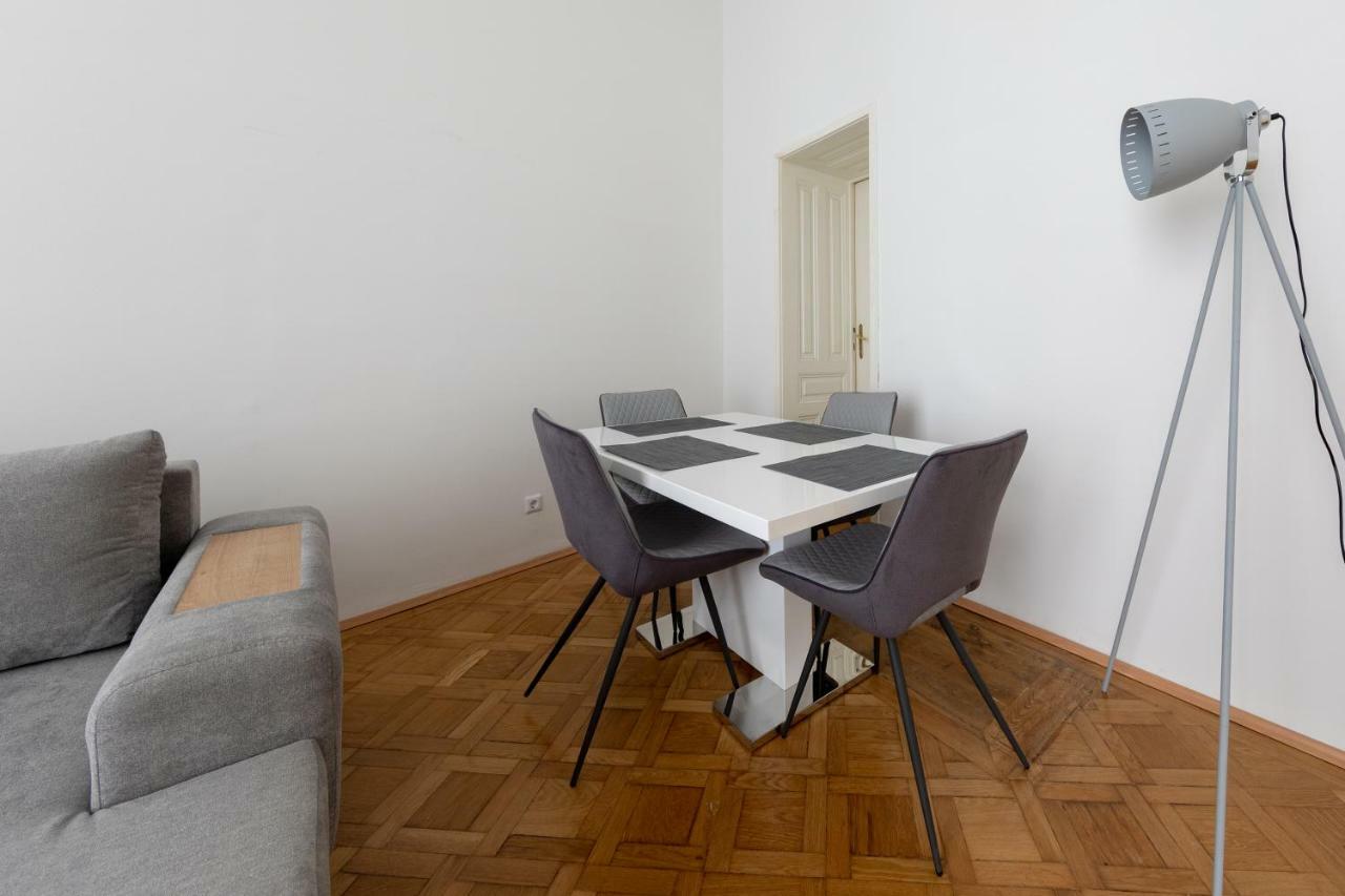 Vienna Dream Apartments City Center Екстер'єр фото