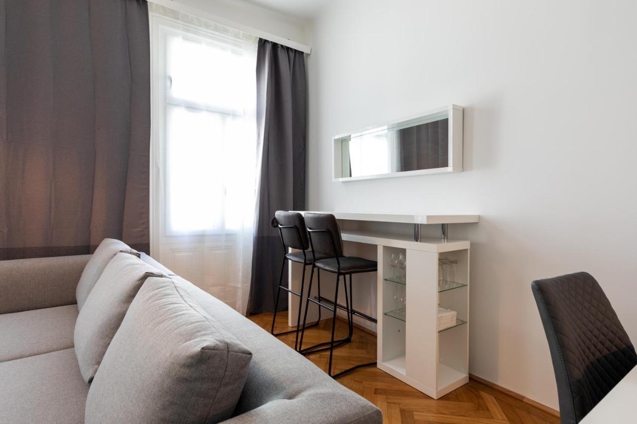 Vienna Dream Apartments City Center Екстер'єр фото