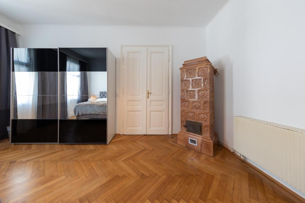 Vienna Dream Apartments City Center Екстер'єр фото