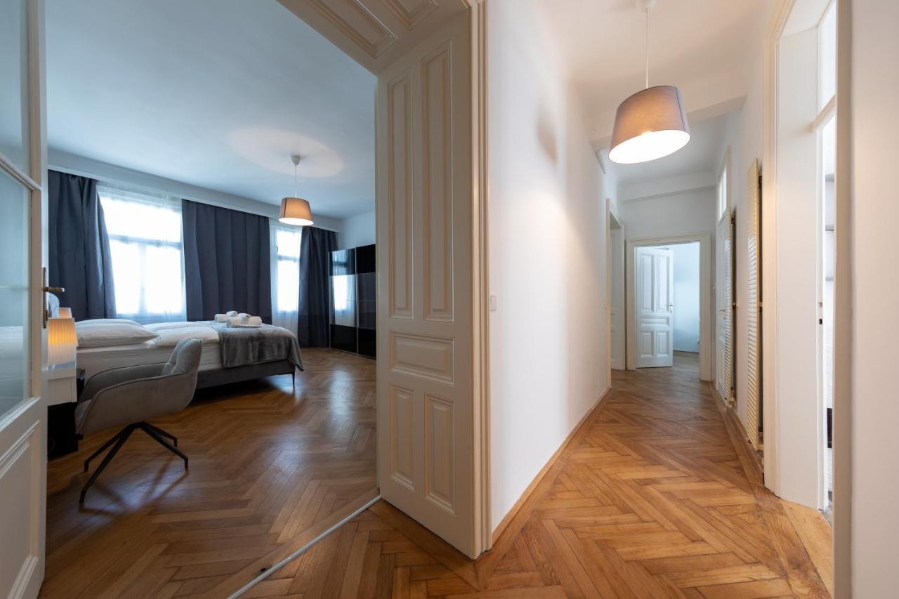 Vienna Dream Apartments City Center Екстер'єр фото